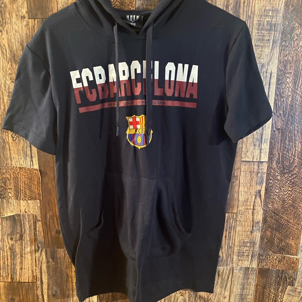 FCB Barcelona Navy Short sleeve hoodie size medium